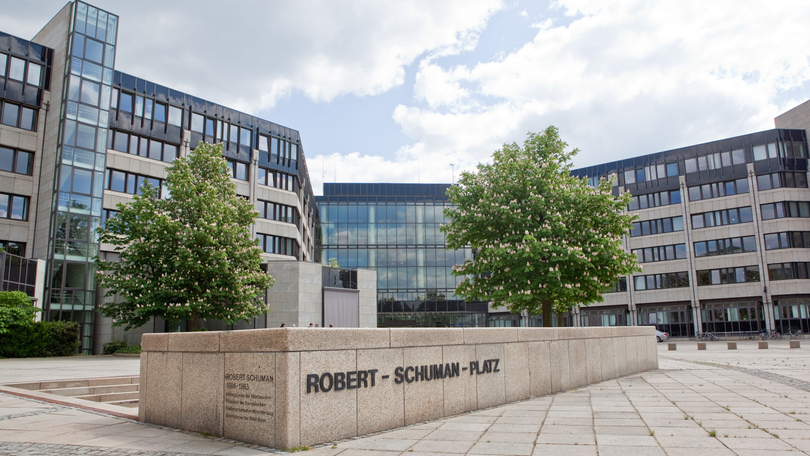 Oberprüfungsamt in Bonn beim Bundesministerium für Verkehr und digitale Infrastruktur (BMVI), Robert-Schuman-Platz 1