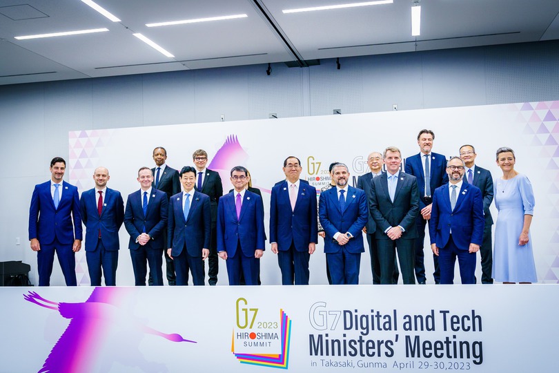 Gruppenfoto mit Volker Wissing vom G7 Digital and Tech Ministers' Meeting