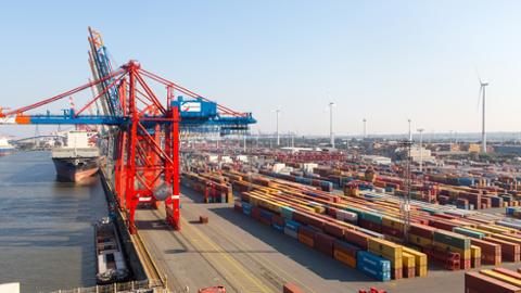 Container im Hamburger Hafen 